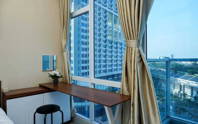 Deluxe And Comfortable Studio Puri Mansion Apartment