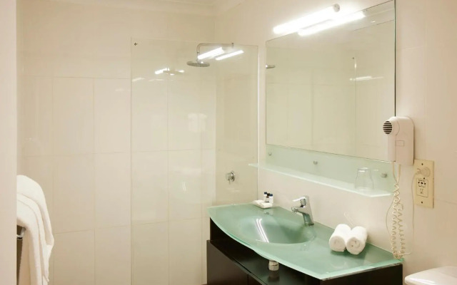 Ramada Hotel & Suites Sydney Cabramatta