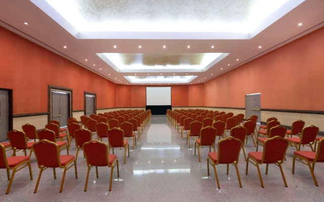 MM Grand Hotel Puebla, Tapestry Collection by Hilton