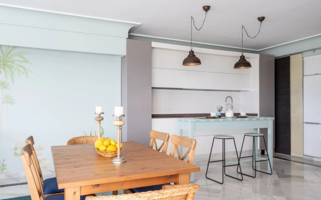 3BD Exclusive Apartment in Guadalmina Beach, Parque del sol