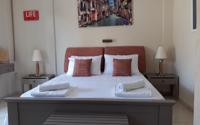 Pierhouse Hotel in Gouvia
