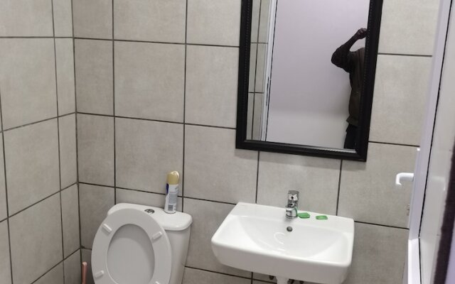 monument western guesthouse