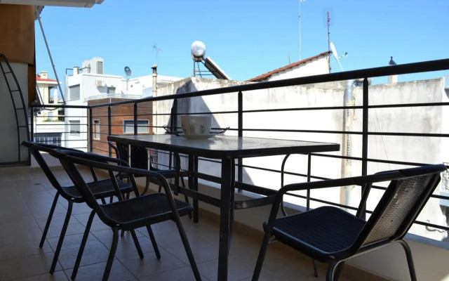 Rock & Roll 1 - Modern apartment in Trikala