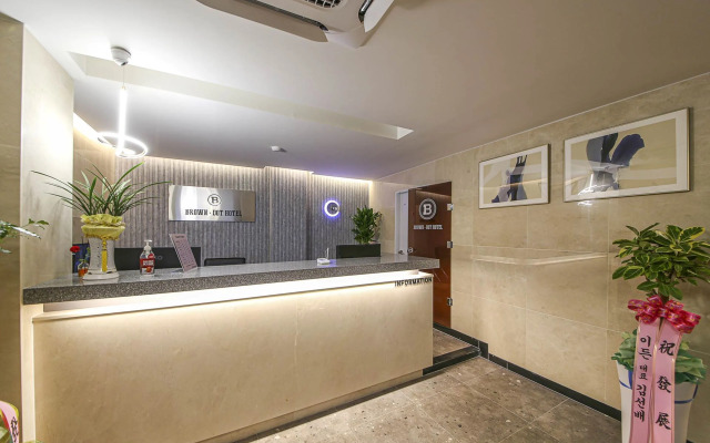 Brown Dot Hotel Chungju City Hall