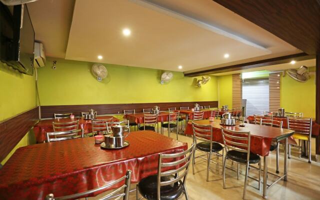 OYO 5719 Hotel Jannat Palace
