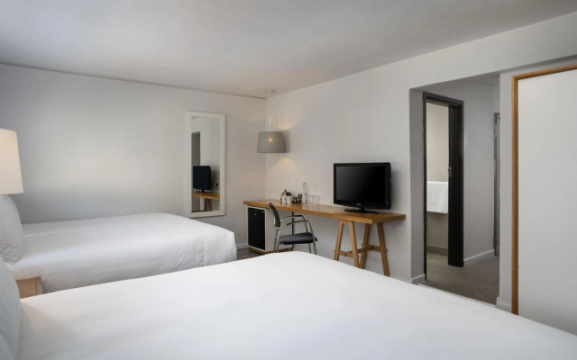 Protea Hotel by Marriott Cape Town Sea Point