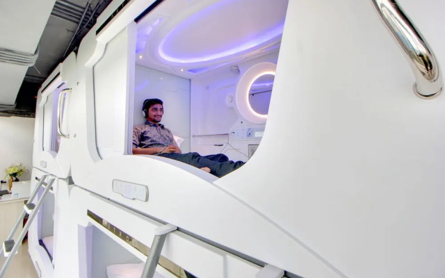 Hotel Astropods Airport, Mumbai