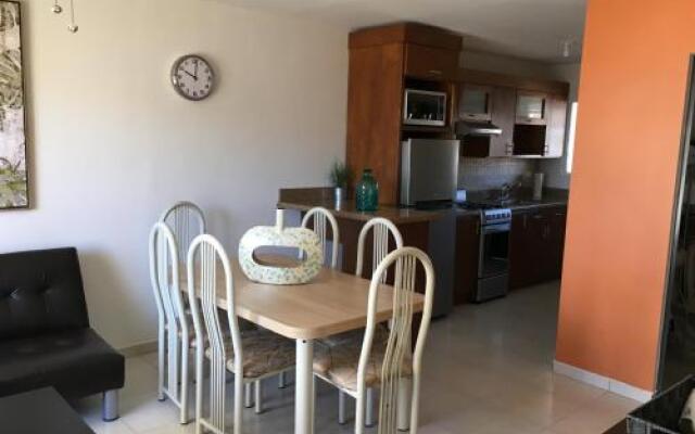 Fantastic & Cozy #3: Condo Close To the Beach