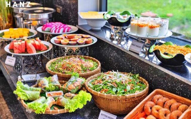 Eco Lux Riverside Hotel & Spa