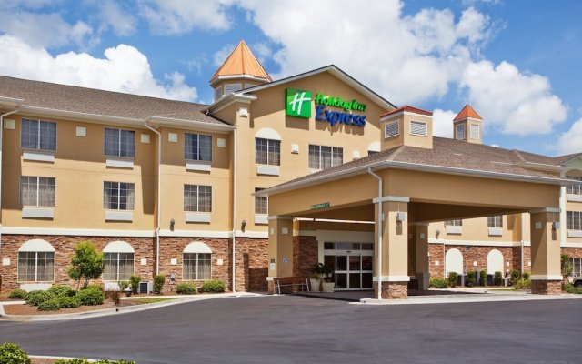 Holiday Inn Express Savannah Airport