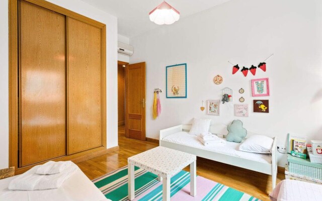 Lovely 1bed Apt, Sleeps 5 nr Puente de Vallecas