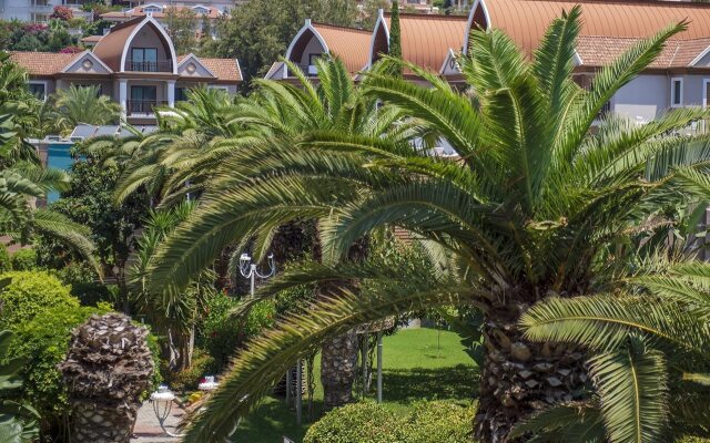 Quattro Beach Spa & Resort Hotel