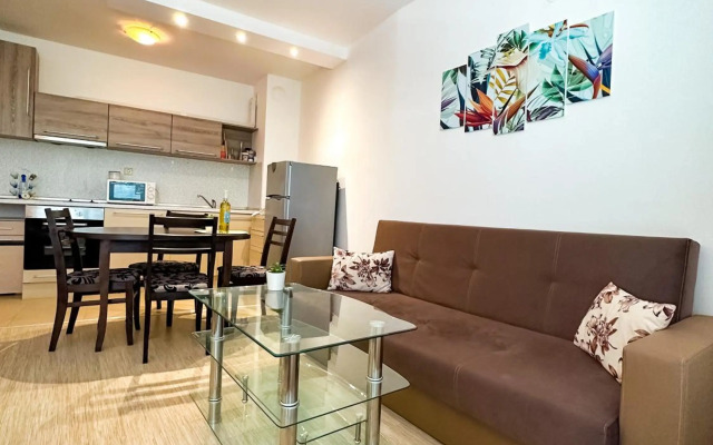 Apartment #1 - Sunshine and Love