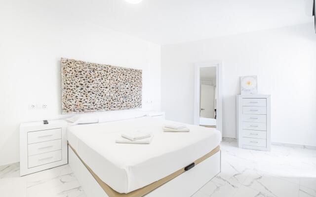 Torre Yago Deluxe 1-2 Levante Beach