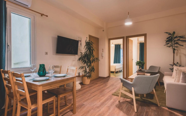 Luxury Apartment with Acropolis view Terrace and Jacuzzi in the Heart of Athens - Living Stone Azurite