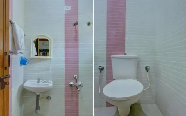 Sri Sai Suites By OYO Rooms