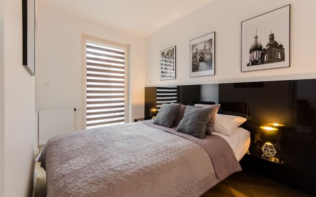 Old Town Apartment