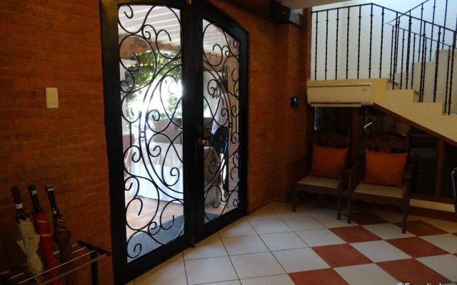 Hotel Vicente