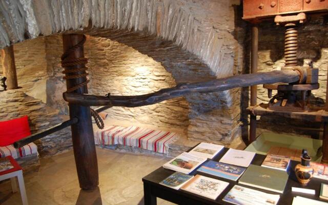 Cyclades Olive Museum's Guest House