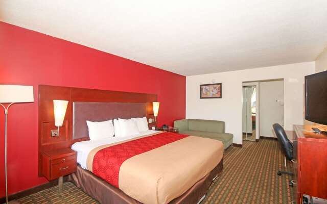 Americas Best Value Inn Pilot Mountain