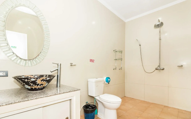 Tewaree Villa - Pattaya Holiday House Walking Street