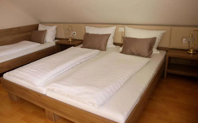 Homestay Sreš