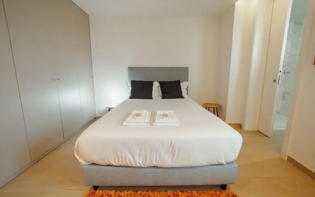 Carmo Residence Porto - S Antonio by Vacationy