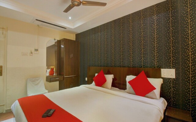 OYO 12941 Hotel Forest Transit