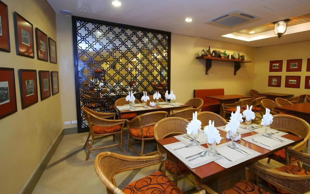 Crown Regency Prince Resort