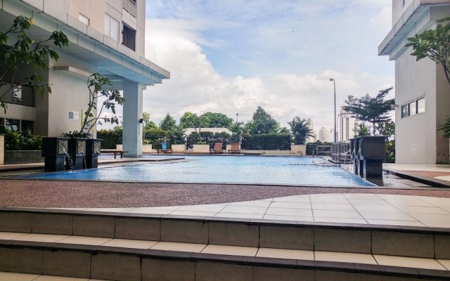 Homey And Comfort Stay 2Br Pakubuwono Terrace Apartment