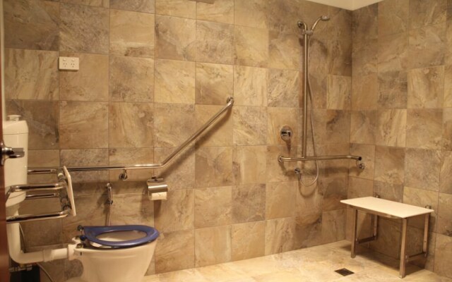 Tweeters Country Getaway