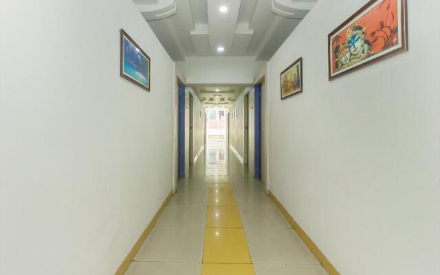 OYO Flagship 4387 Hotel Theem Plaaza