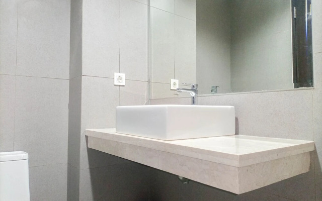 Nice Studio At Patraland Amarta Apartment