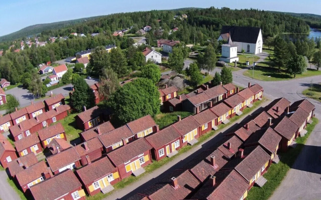 Lövångergården