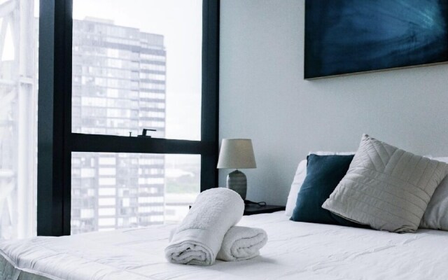 DreamHost Apartments at Southbank