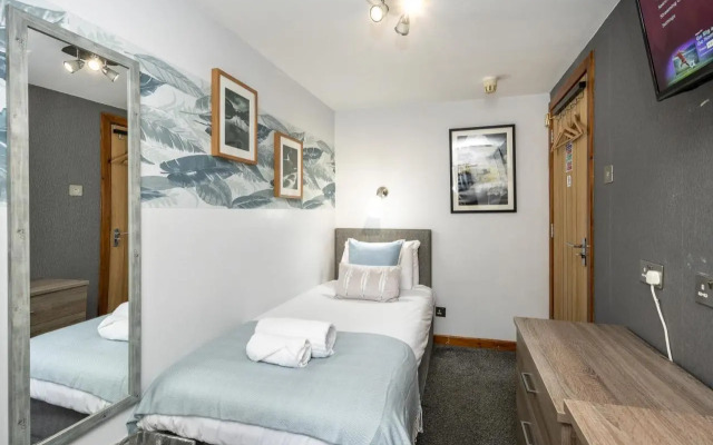 The New Lodge