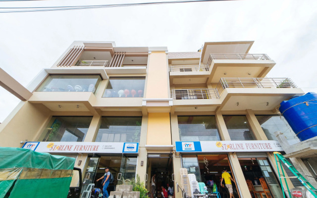 RedDoorz near Golden Sarok Shrine