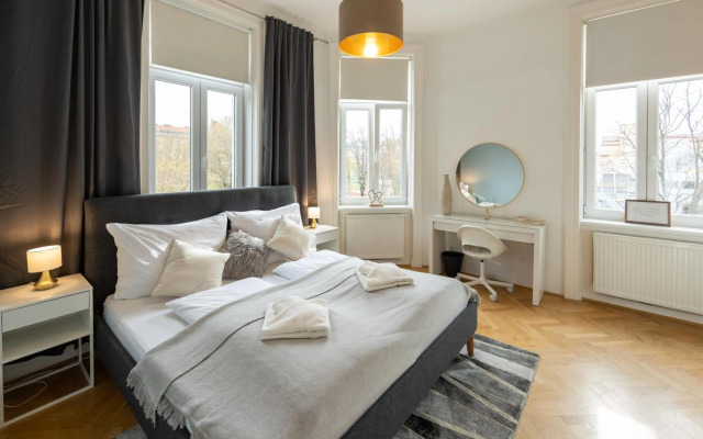 Astonishing luxury apartment near Schönbrunn and Westbahnhof