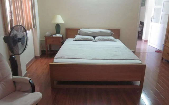 Smiley Apartment 2