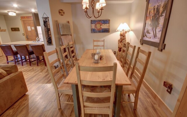 Expedition Station 8590 by SummitCove Vacation Lodging