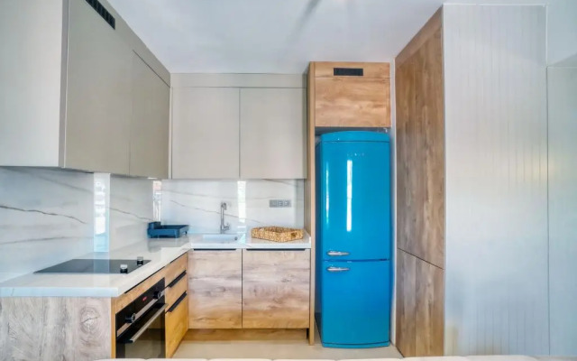 Ayayorgi̇ Homes & Hotels