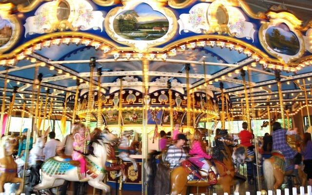 Golden Plough Inn At Peddlers Village