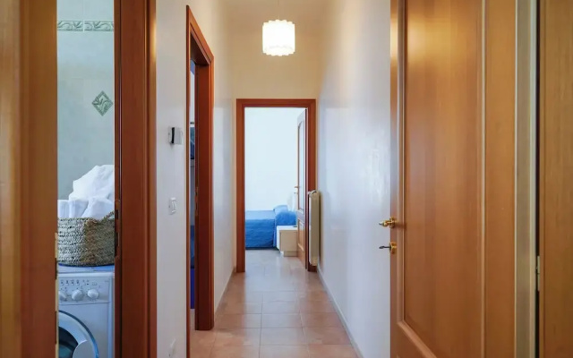 Appartamento a Torre Canne con balcone