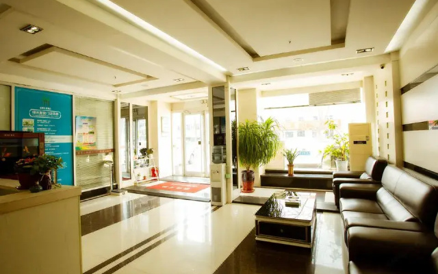 Oasis Business Hotel (Dongying Xisi Road)