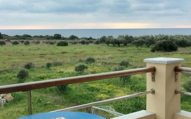 Alekos Beach Houses-Angelo