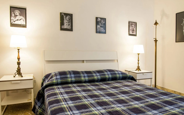 San Pietro Bright Apartment