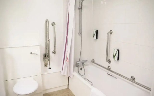 Premier Inn Coventry - Binley/A46