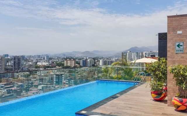 w Stylish Loft With Balcony in Barranco