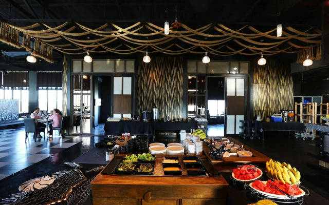 TR Rock Hill Hotel
