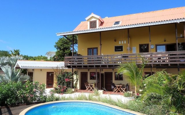 Villa Topzicht Curaçao in Willemstad, Curacao from 511$, photos, reviews - zenhotels.com hotel front